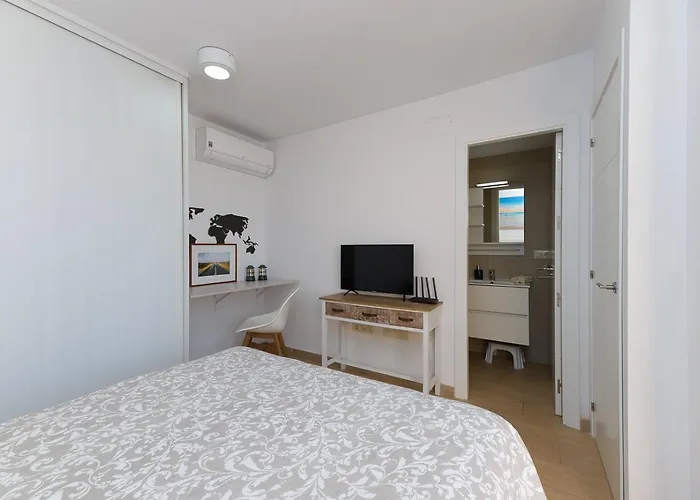 La Marina Penthouse By Rent - Wifi, Ac, Parking アパート *